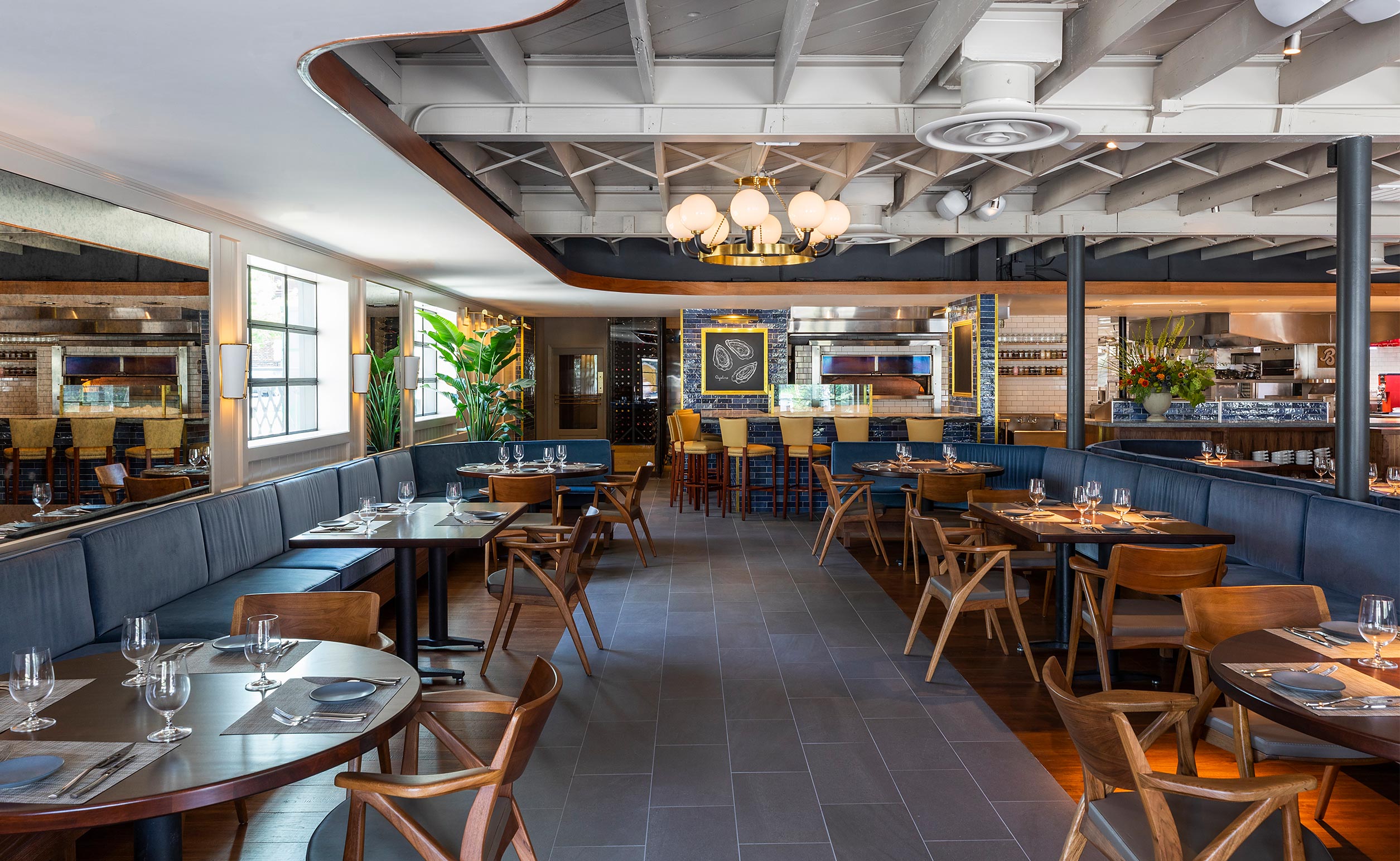 Bludorn Restaurant, interior