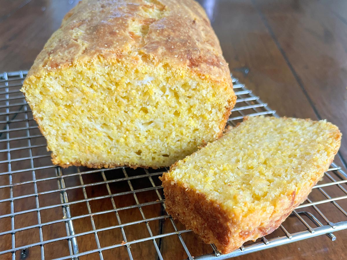 Cornmeal and Cheddar Bread