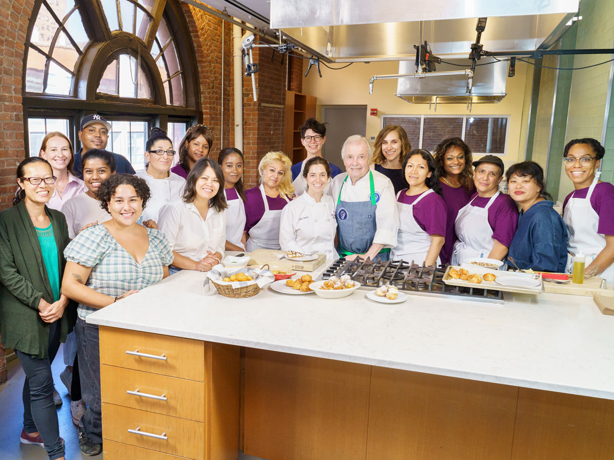 Jacques Pépin with culinary students