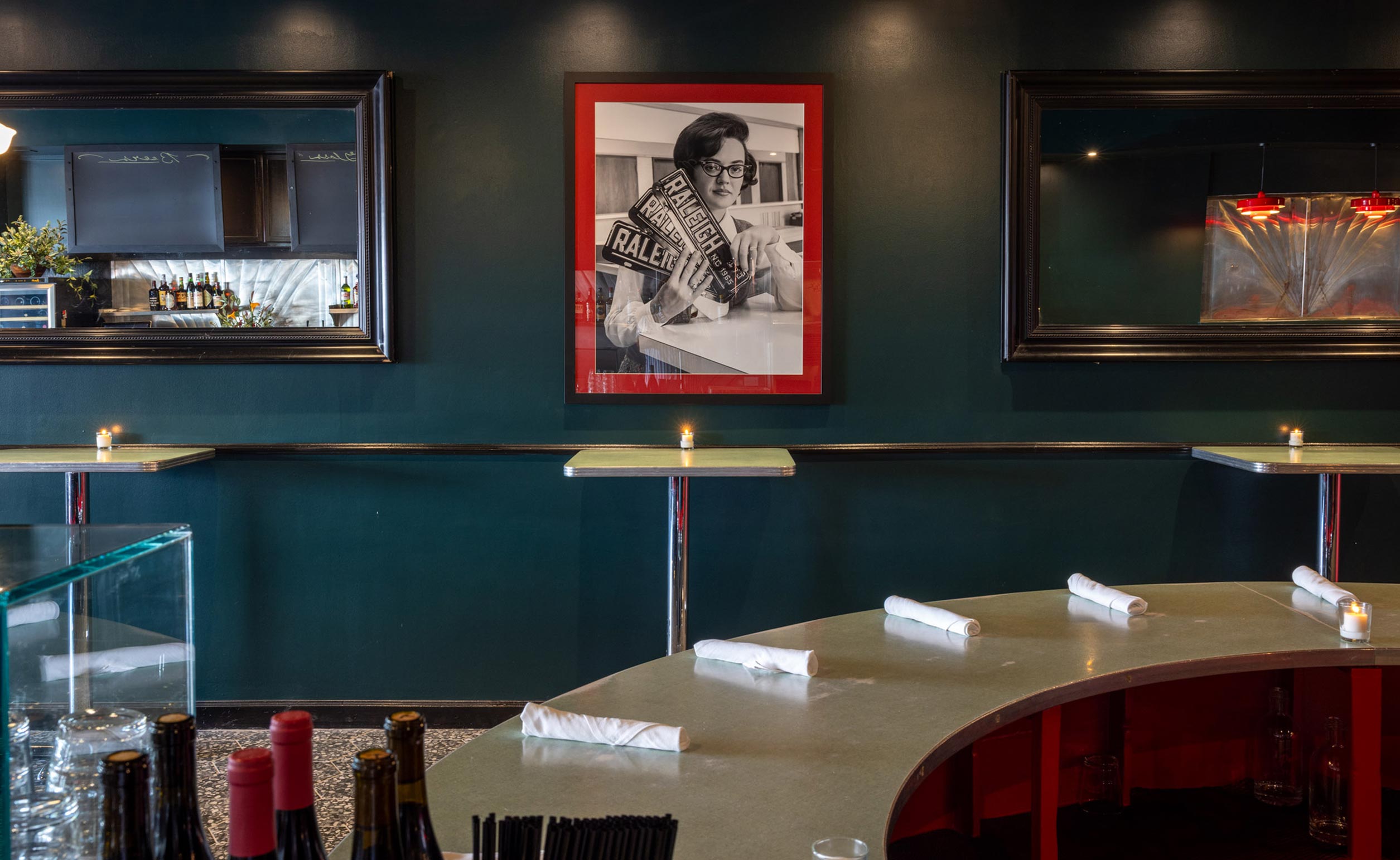 Interior, Poole's Diner